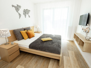 Korzo Lipno láká na apartmány nedaleko sjezdovky i pláže. Nabízí zázemí nejen pro rodiny s dětmi