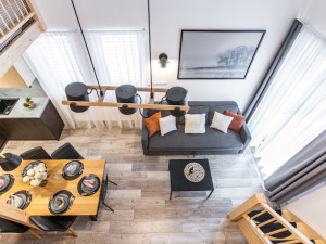 Korzo Lipno láká na apartmány nedaleko sjezdovky i pláže. Nabízí zázemí nejen pro rodiny s dětmi