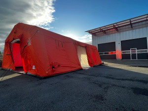 Volební stanoviště připravili hasiči.