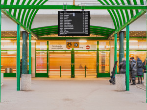Terminál na Černém mostě se dočkal proměny. Slavné rampouchy jsou pryč