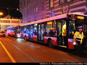 Při tragickém požáru v Praze zemřelo pět lidí. Hořelo kvůli nedopalku cigarety