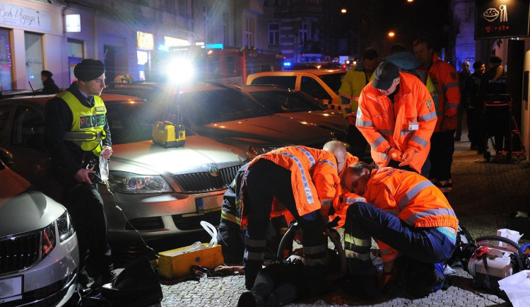 Při tragickém požáru v Praze zemřelo pět lidí. Hořelo kvůli nedopalku cigarety
