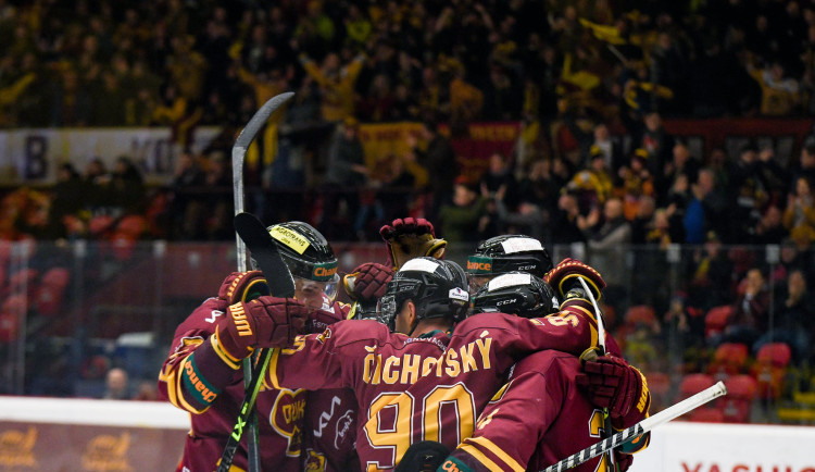 Dukla rázně ukončila nepříznivou sérii, Frýdku-Místku nasypala sedm gólů