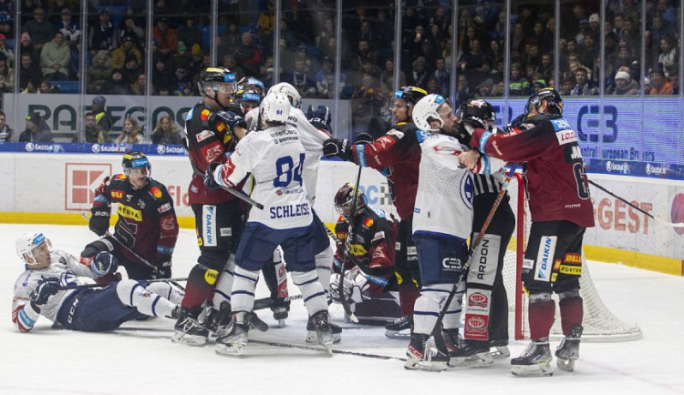 Série Sparty je u konce. Pražané padli v Plzni po nájezdech