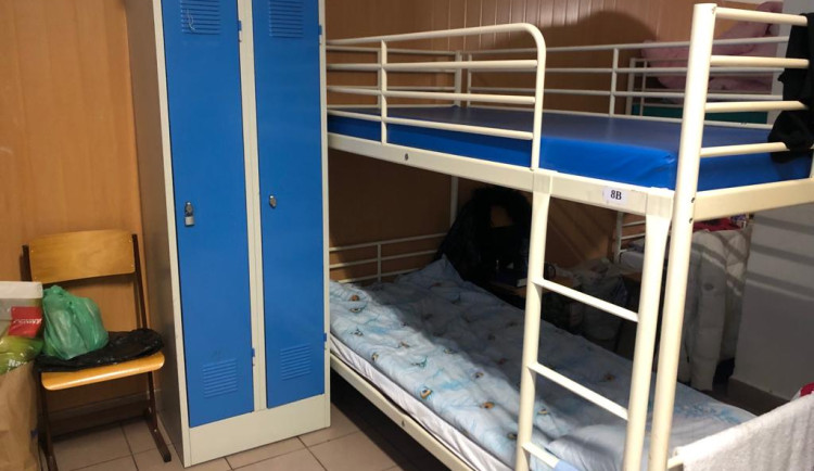 Lidé v Česku nakoupili už devatenáct tisíc nocleženek pro bezdomovce. Praha potřebuje skoro sedm tisíc