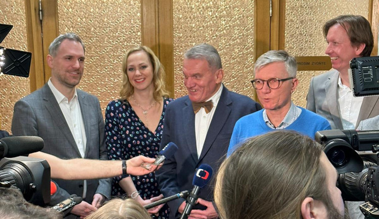 Svoboda primátorem, Hřib náměstkem pro dopravu. Jednání o koalici finišují