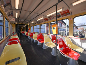 V Praze dnes cestující poprvé sveze tramvaj Tatra K2. Bude součástí historické linky