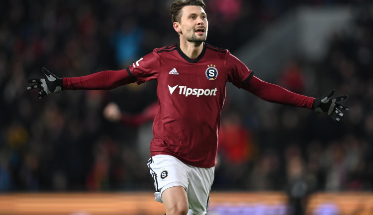 Sparta zápas obrátila.