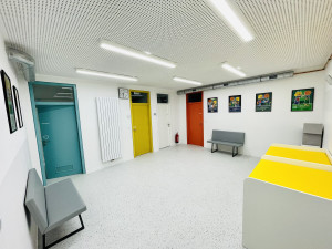 Z agitačního střediska komunistů na Žižkově je dětská ordinace