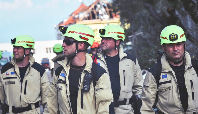 Pražští hasiči vyrážejí na pomoc do Turecka, které zasáhlo zemětřesení