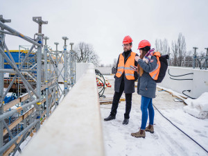 Štvanická lávka vydrží dvě stě let a při povodních se zvedne, popisuje její architekt