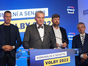 Poslanec Bohuslav Svoboda při zvolení primátorem Prahy neodejde ze Sněmovny