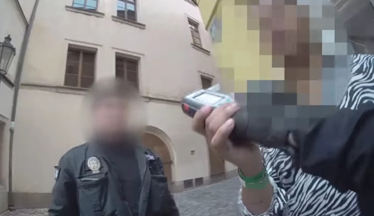 Muži naměřili přes tři promile.