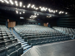 Nová scéna Národního divadla se bude opravovat. Vedení získalo stavební povolení