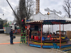 VIDEO: V sobotu začne v Praze Matějská pouť, atrakce podraží