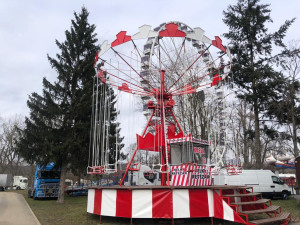 VIDEO: V sobotu začne v Praze Matějská pouť, atrakce podraží