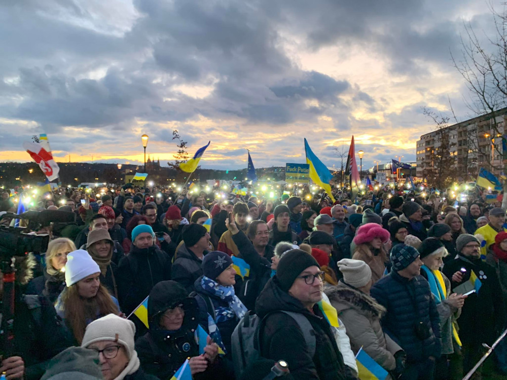 Evropský čtvrtek: Dojemná podpora Ukrajiny, příznivý los pro