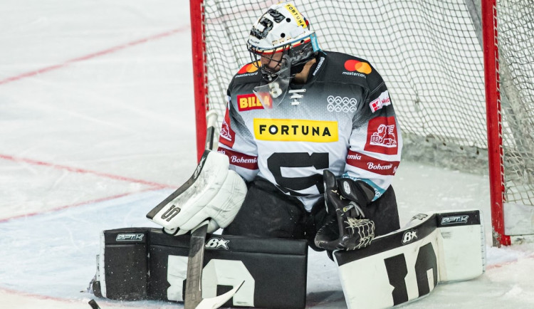 Sparta doma nestačila na oslabenou Olomouc a prohrála po nájezdech