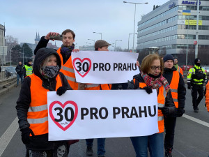 ANKETA: Má v Praze platit maximální povolená rychlost třicet kilometrů v hodině?