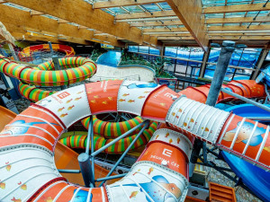 Užijte si poslední dny jarních prázdnin v Aquapalace Praha v teple a za jakéhokoliv počasí