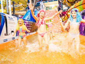 Užijte si poslední dny jarních prázdnin v Aquapalace Praha v teple a za jakéhokoliv počasí