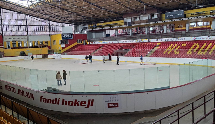 Byly podány námitky vůči demoličnímu výměru, stavba arény se může zpozdit. Je to klukovina, myslí si radní