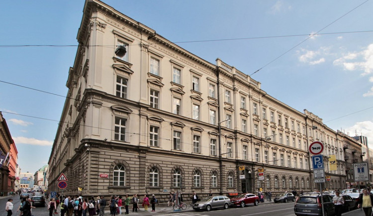 Praha chce koupit pobočku České pošty v centru města