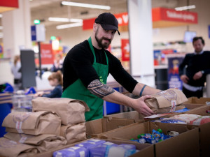 V celorepublikové Sbírce potravin se vybralo méně než před půl rokem