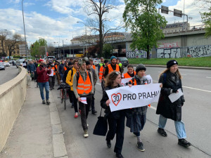 POLITICKÁ KORIDA: Mají mít aktivisté možnost blokovat dopravu v Praze?