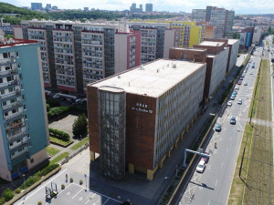Radnice Prahy 10 se v létě začne stěhovat do náhradních prostor