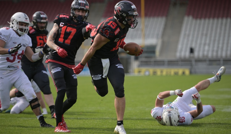 Přerov vzdoroval jen první poločas, Gladiators si po výhře 28:7 udrželi stoprocentní bilanci