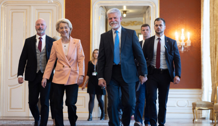 Petr Pavel v Praze přivítal šéfku Evropské komise Ursulu von der Leyenovou