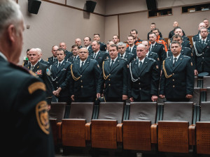 Pražské hasiče a psovody ocenili za pomoc po zemětřesení v Turecku