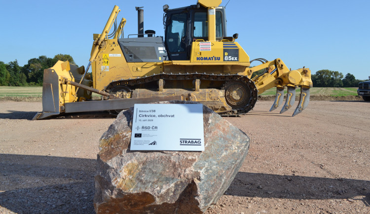 Policie zasahovala v sídle ŘSD. Obvinila jednadvacet firem a zadržela sedm lidí