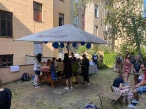 Žižkovské podniky otevřely svoje dvorky pro veřejnost