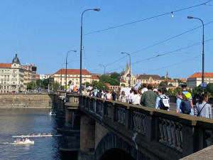 Prahou prošel pochod za světový mír