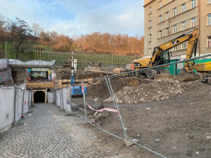 Vyústění tunelu na Žižkově budou zdobit světelné prvky se zrcadly