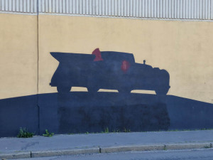 „Náckové jebnutý“. Radnice chce trest pro vandala, který ničí mural na počest Anthropoidu