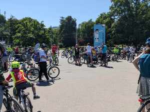 Prahou projely v rámci Světového dne kola stovky cyklistů