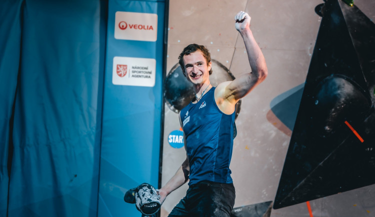 Lezec Ondra získal stříbro v pražském závodě Světového poháru v boulderingu