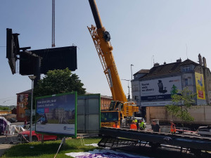 Praha odstraní jedenáct billboardů. Podle aktivistů je to příliš málo, v městě jsou jich tisíce