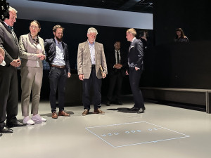 Prezident pokračuje v návštěvě Prahy, podívá se do tunelu metra D nebo nízkoprahového klubu