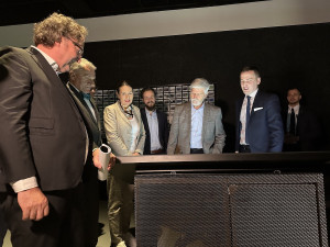 Prezident pokračuje v návštěvě Prahy, podívá se do tunelu metra D nebo nízkoprahového klubu