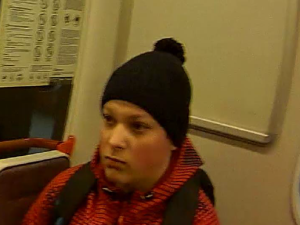 Muž spadl při bitce ve stanici metra do kolejiště. Útočníkovi hrozí vězení