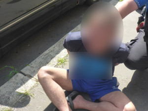 Namol opilý muž střílel na ulici z pistole. Nadýchal skoro čtyři promile