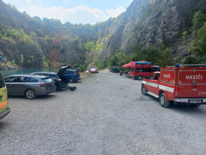 V lomu Velká Amerika zemřeli dva muži, jeden utonul, druhý spadl ze skály