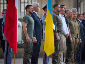 Ukrajinský prezident Zelenskyj dorazil do Prahy na jednání s českými lídry