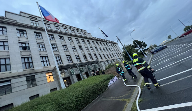 Na Ministerstvu zemědělství hořela kancelář, na vině je technická závada