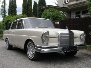 Národní technické muzeum přivítá milovníky mercedesů. Lidé uvidí přes sto vozů včetně vzácných modelů