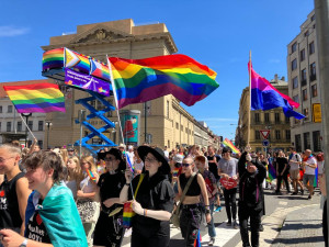 VIDEO: Pochod hrdosti Prague Pride se vydal na trasu z Václavského náměstí na Letnou